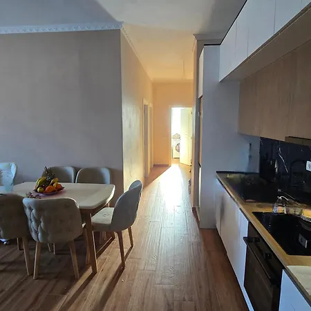 Apartment Dragos Nest Center Kamez